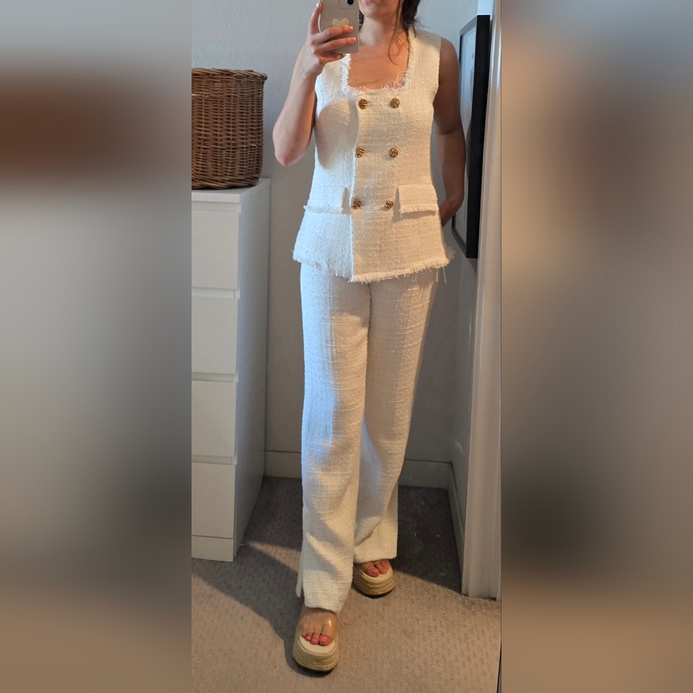 Zara cream trousers with an elegant tailored fit and a textured blazer — Set